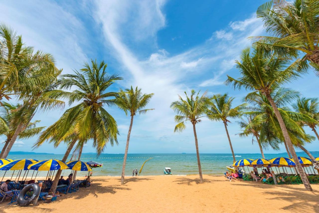 Happy Jomtien - Beachfront Dış mekan fotoğraf